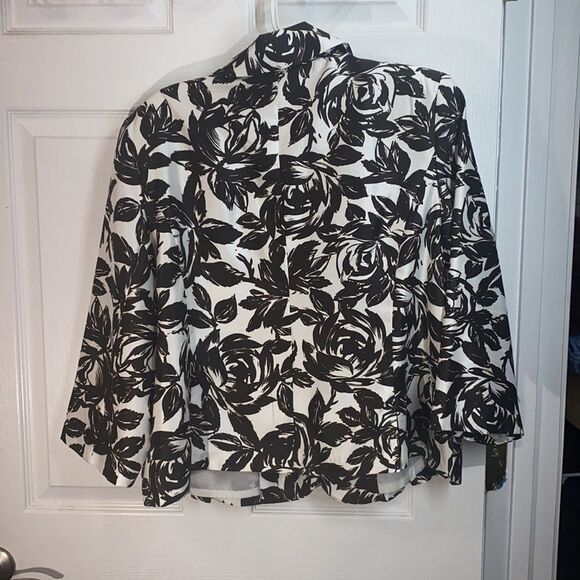 Dress Barn Women X-Large jacket - Picture 3 of 3